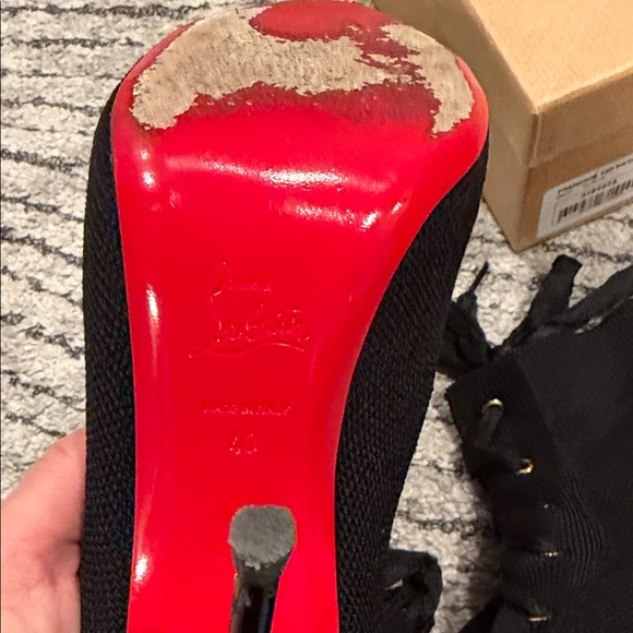 Elegant Black Lace-Up Women's Heels - Picture 6 of 10